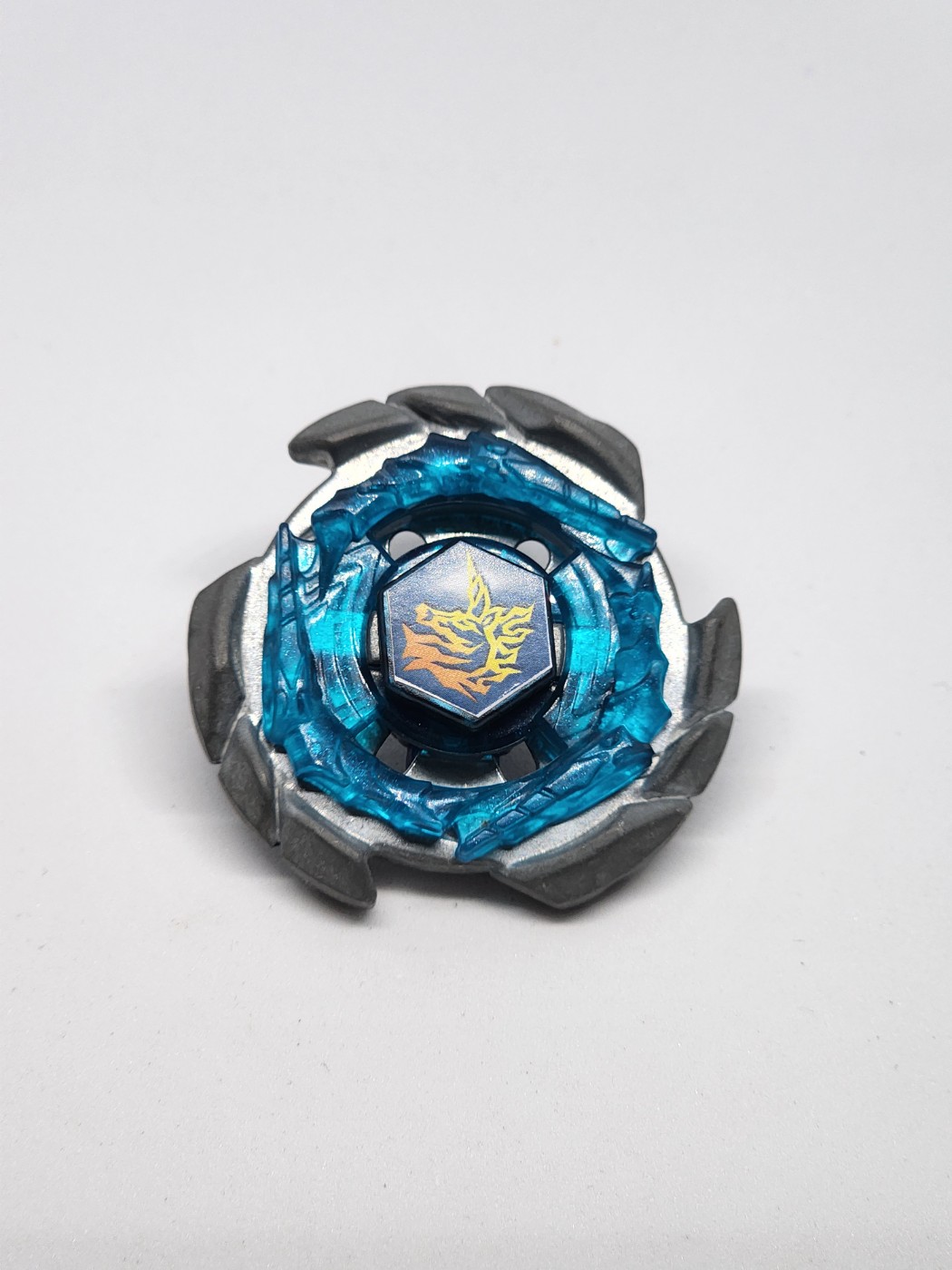 Hasbo Blitz Striker 100SF (DAMAGED track) - Metal Beyblades Beyblade available in Tunisia